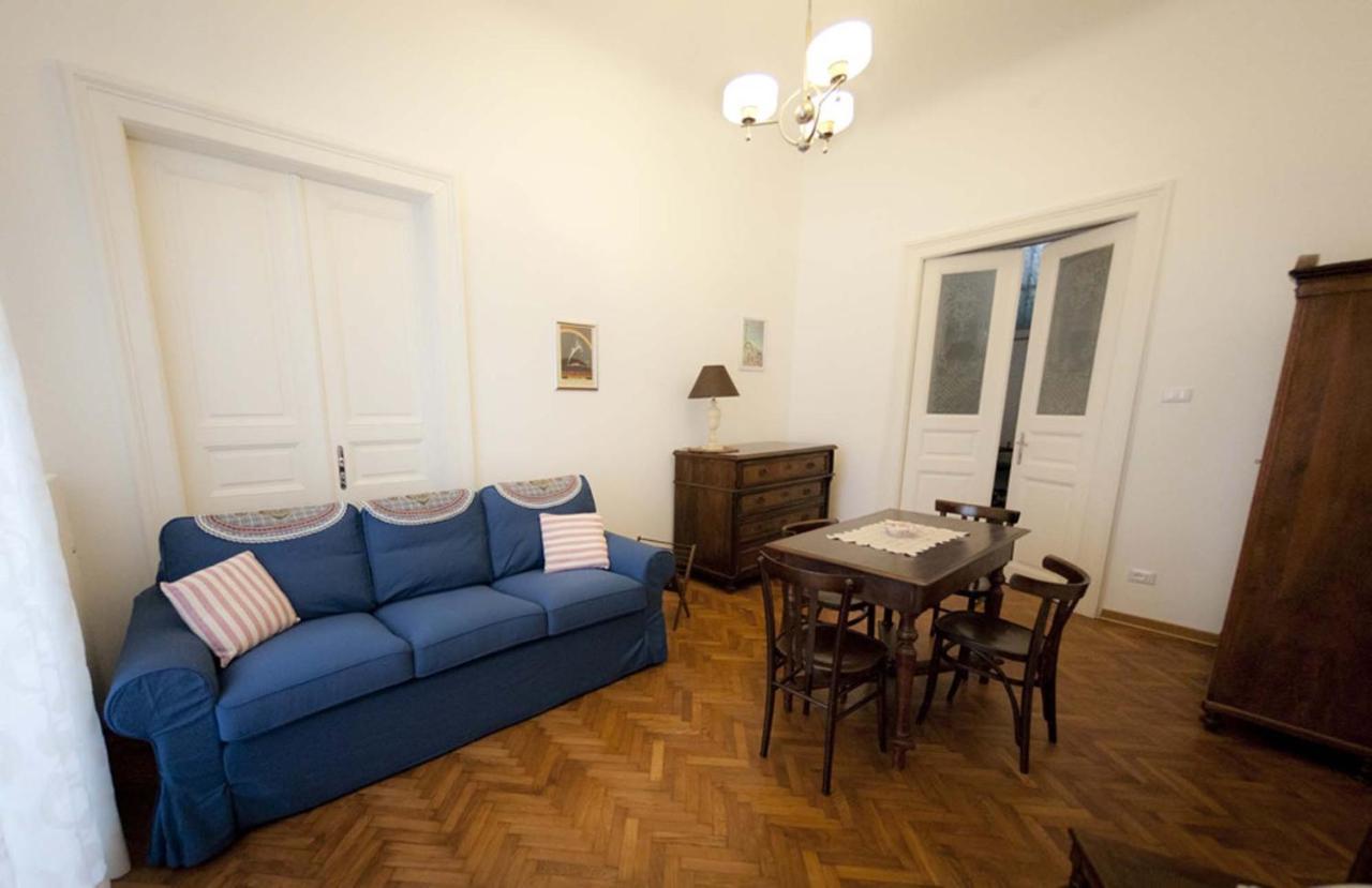 Domus Liberta - Boutique Rooms ترييستي المظهر الخارجي الصورة